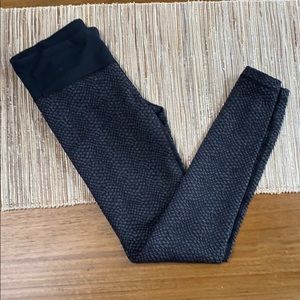 Studio snake skin UA leggings